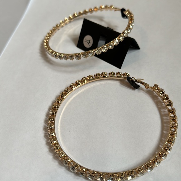 Hoop earrings - Picture 3 of 4